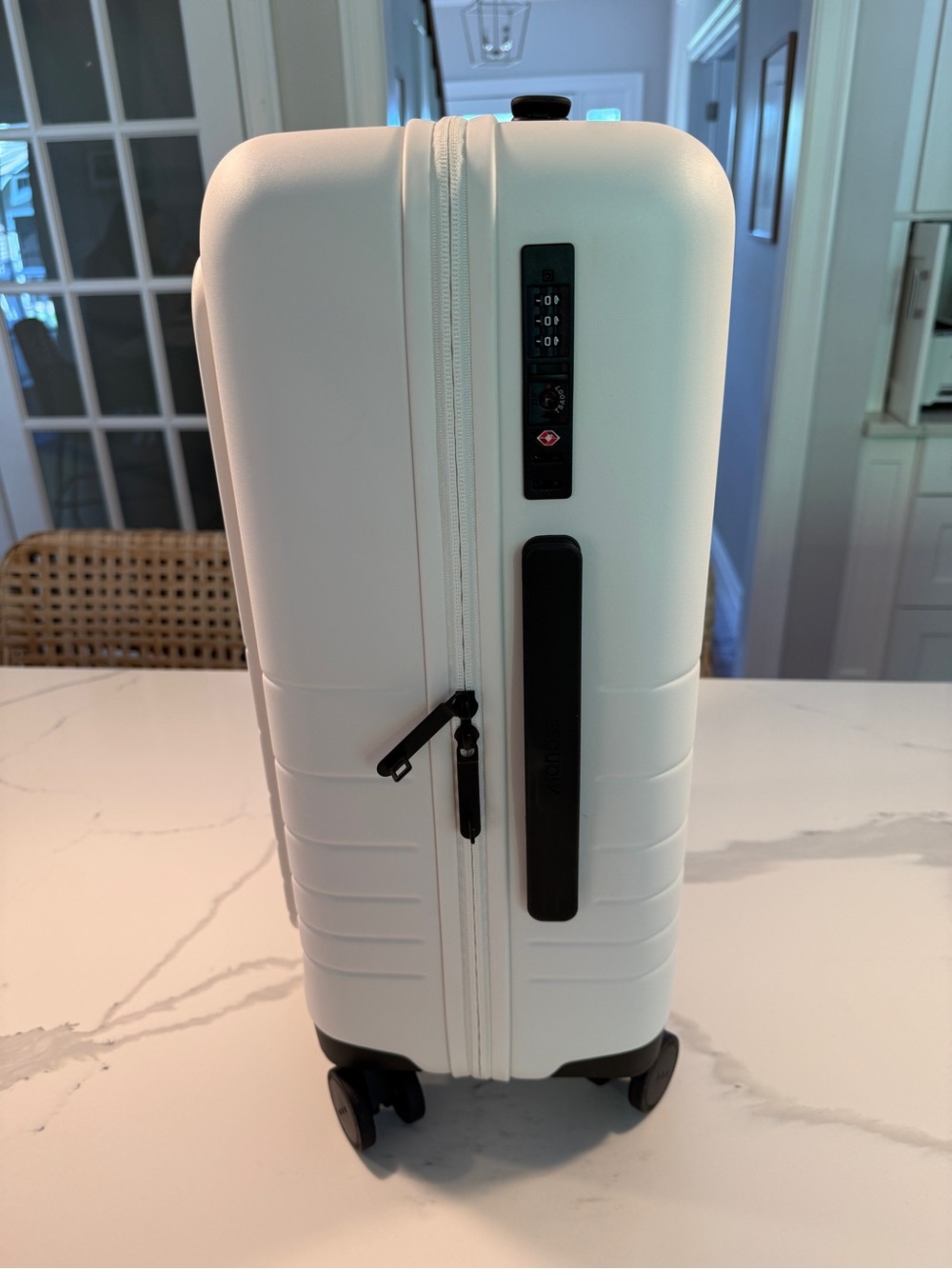 New Monos Carry On Pro Suitcase - Picture 3 of 9